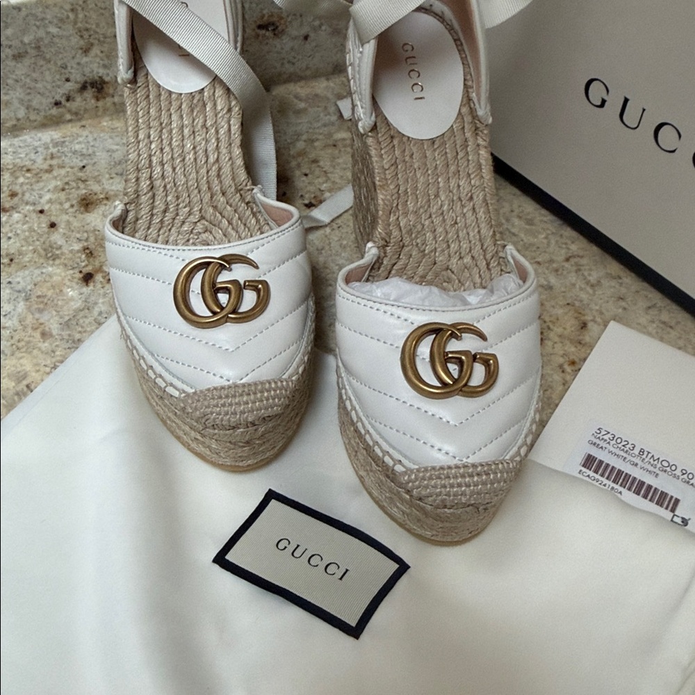 NEW GUCCI White Leather Marmont GG Charlotte Espadrille Wedge Sandals 38.5 - Picture 13 of 17
